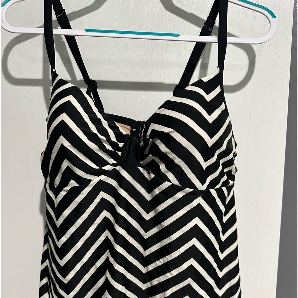 Tankini swim top